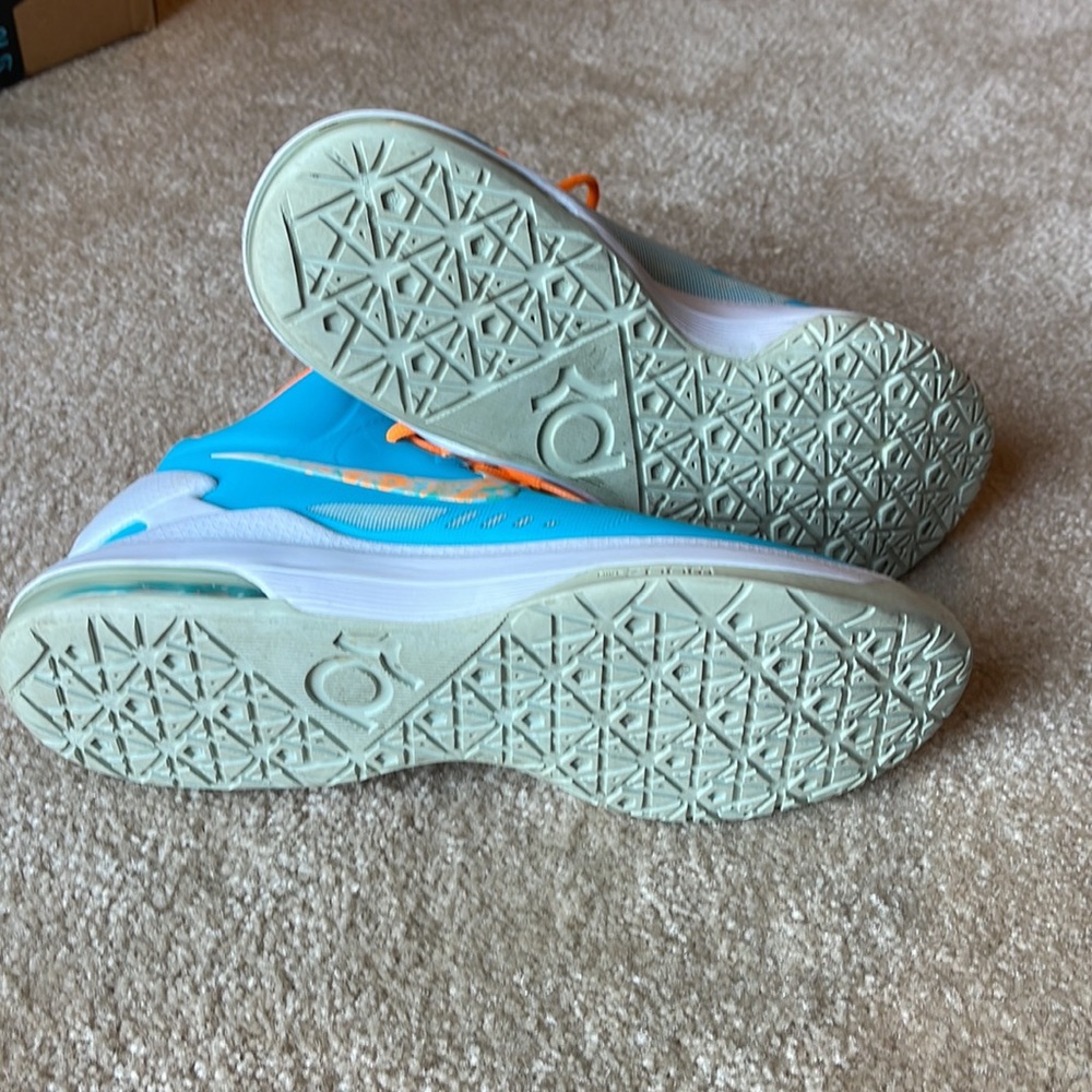 Nike KD, EUC Sneakers, Size 11 - Picture 6 of 9